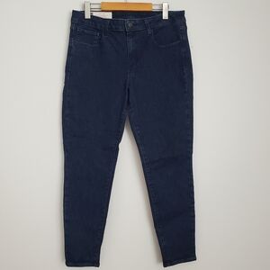 Gap Dark Wash Skinny Jeans Size 32/14R
